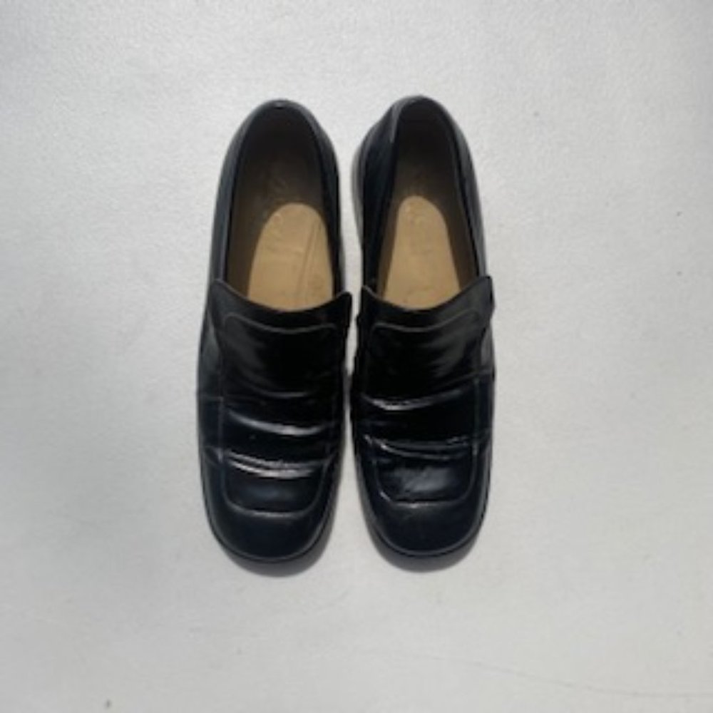 Vintage GUCCI Patent Leather Loafers
